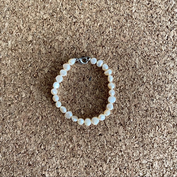 River Pearl Bracelet - Picture 1 of 1